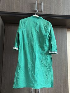 Green Embroidered Kurta