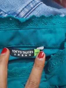 two stylish top with trendy jeans 😎