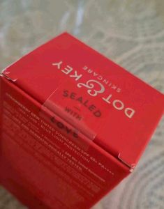 Dot &amp; Key Tinted Sunscreen