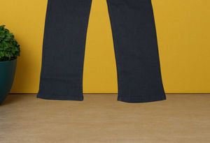 E@96 Size-26 Straight Jeans