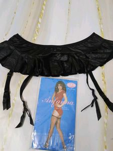 (1022)Black Ruffle Suspender Belt