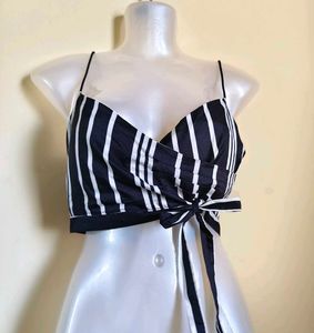 🎁Buy 2 Get 1 Free🎁Striped Tie-Front Crop Top
