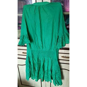 Shrug Type Dress☘️....