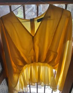 SASSAFRAS Yellow Batwing Sleeves GeorgetteEmpire T