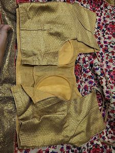 Thread Work Saree With Padded Blouse