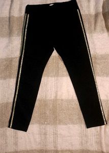 Women’s Black Skinny Jeans ( Code 3 )