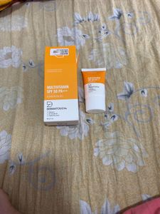 Combo Of Sunscreen And Shower Gel