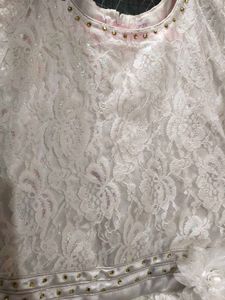 Girl&#39;s White Lace Dress