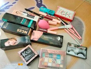 HD High Coverage Waterproof Makeupkit Pack Of 14