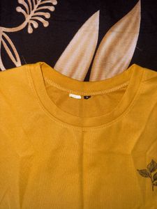 yellow t-shirt