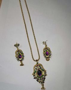 Elegant Necklace & Earring Set