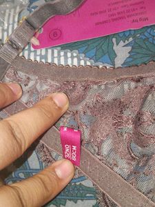 Lace Bra &amp; Panty Set