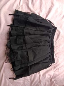 Black Layered Mini Skirt With Lace 🐈‍⬛️🏹