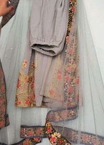 PAKISTANI HEAVY PALAZO SUIT ❤️ 😍 ITS JUST 👌 👏