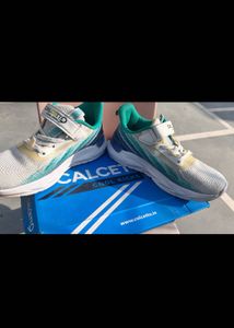 Cool Kids&#39; Sneakers