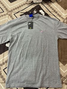 Nike Gray T-Shirt