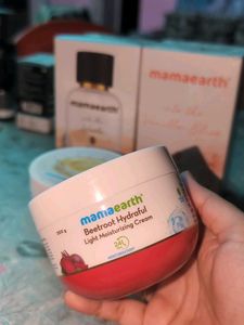 Mamaearth Perfumes And Cream Combo