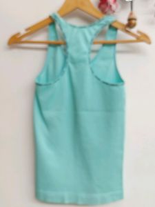 Calvin Klein Stretchable Active Wear Sando 4 Girls