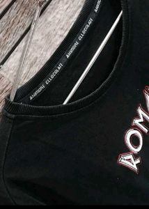 Romance Graphic Sweatshirt