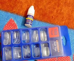 Transparent Nails, 100 Reusable Artificial Fake Na