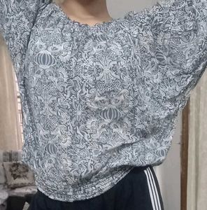 ✨️Floral Print Top💟