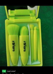 Neon Yellow Makeup Brush Set