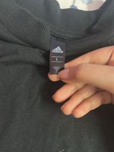 Adidas Black T-shirt