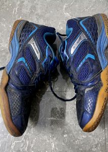 YONEX SHOE