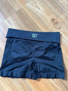 Gym Shorts Very Stretchable ( Fits 28,32)