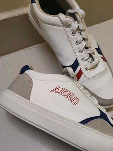 Aeropostale White Sneakers