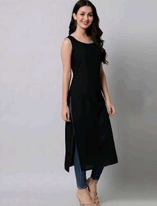 Black Sleeveless Kurti