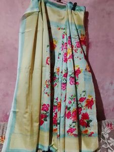 Floral Print Saree