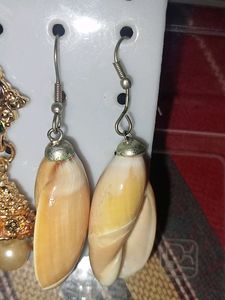 3 Pair Of Earrings Trend And Traditional😻 Unused�