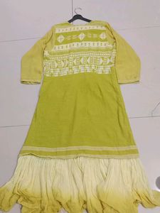 Green Embroidered Kurta