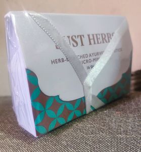 Just Herbs 16 Micro Mini Lipstick Set