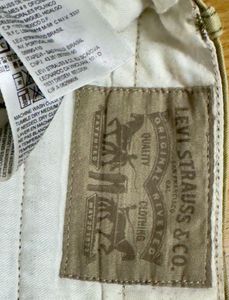 Original Levi’s Cargo Hardly Ever Worn