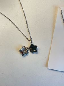 Viral Secret Photo Mini Flower Shaped Pendant