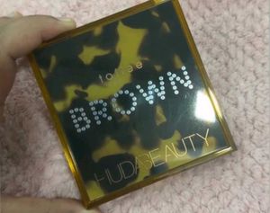 Huda Toffe Brown Eye Shadow Original