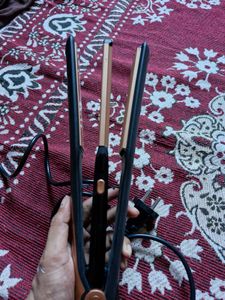 Nova Hair Straightner And Crimper Duo