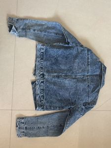 Vintage Wash Cropped Denim Jacket