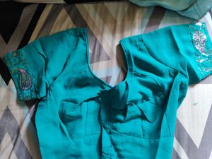 Elegant Teal Paisley Saree