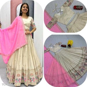 Off White Lehnga