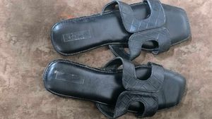 Women's Flat Sandals