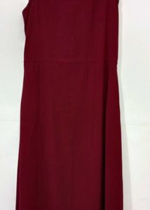Vintage-Look Dark Red Square Strap Sleeveless