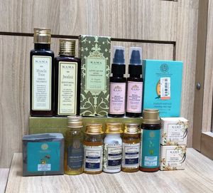 Kama Ayurveda Gift Bag