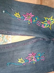 Girl&#39;s Jeans