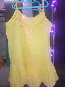 Beautiful Yellow Top✨️🫶