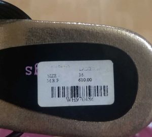 Black And Golden Flats