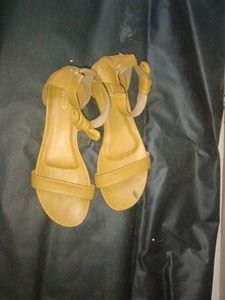 Sandal