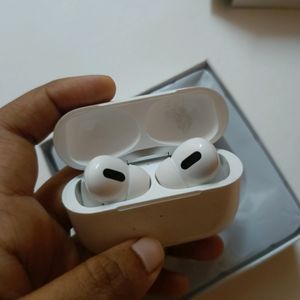 Earbuds ( Bluetooth )